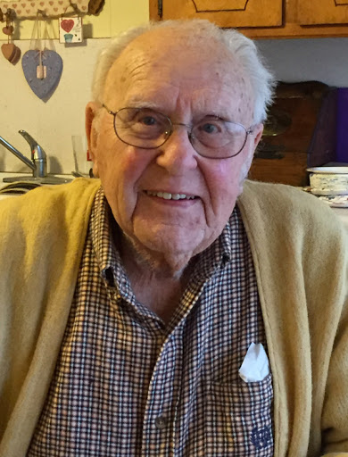 Reggie at home in Sonora, February 2016